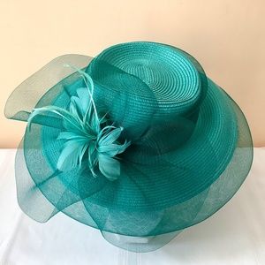 👒Royal Style Giovanni  NY Women's Emerald Green Brimmed Slant Fancy Hat NwoT